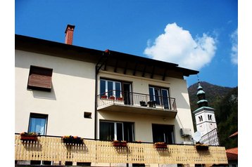 Eslovenia Privát Kobarid, Exterior